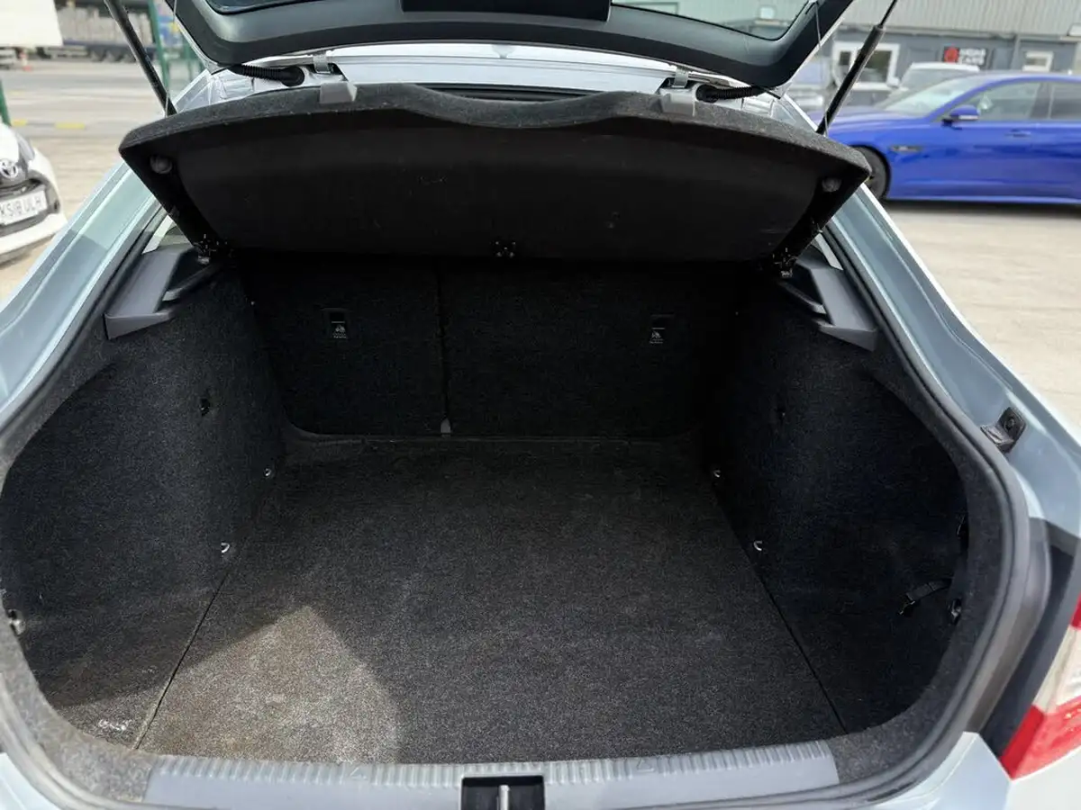 2020-skoda-octavia-10-tsi-s-hatchback-big-29