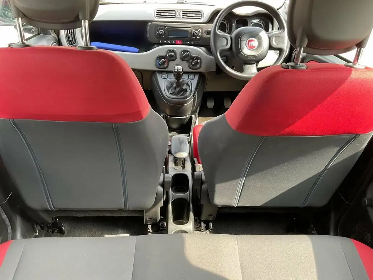 2014-fiat-panda-12-easy-big-33