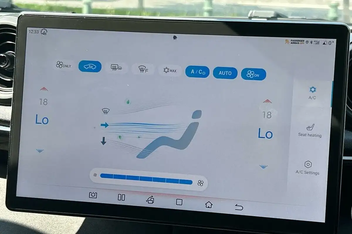 2024-byd-dolphin-e-design-big-35