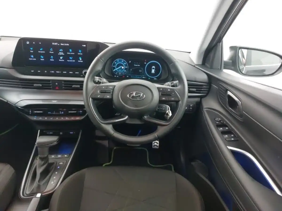2024-hyundai-bayon-10-t-gdi-premium-100ps-48-volt-mhev-dct-big-6
