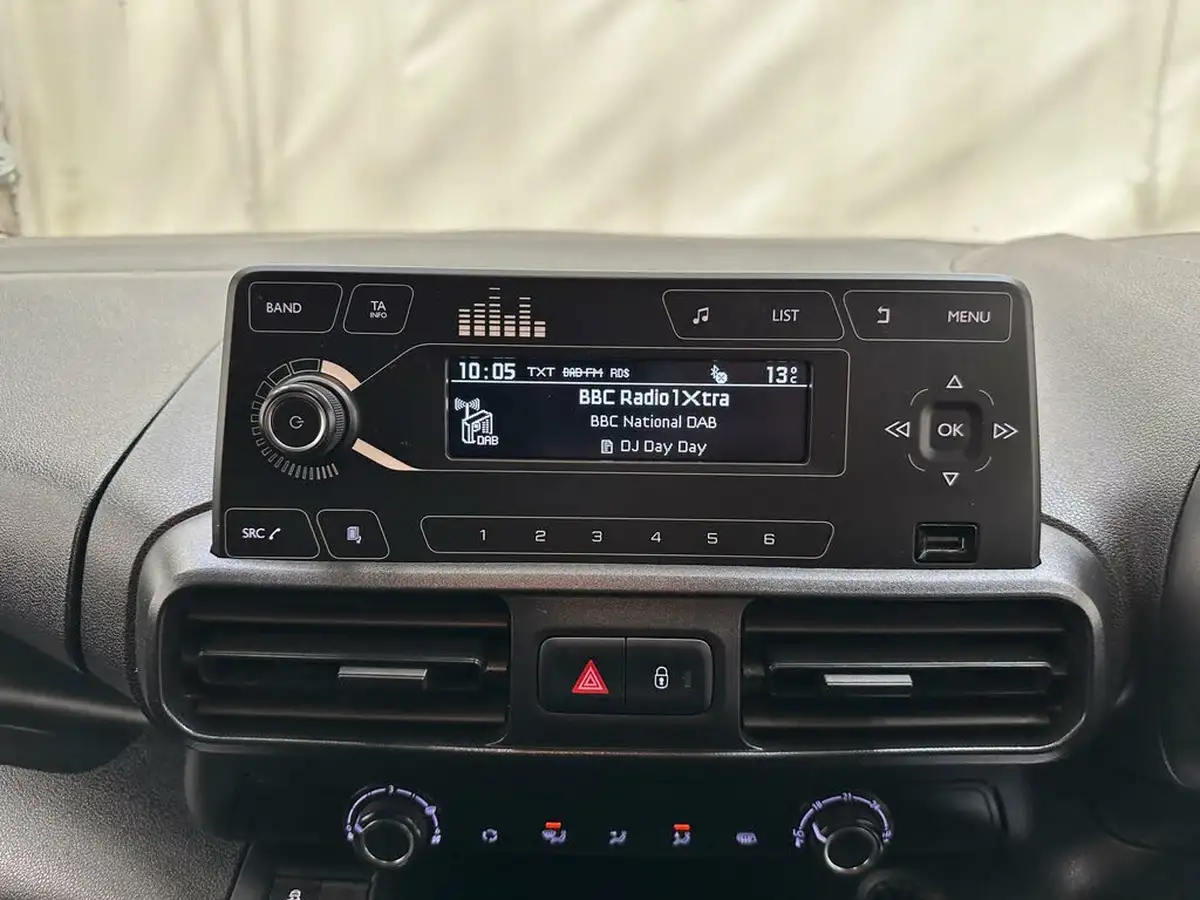 2019-vauxhall-combo-16cdti-edition-2000-100pseu6-big-12