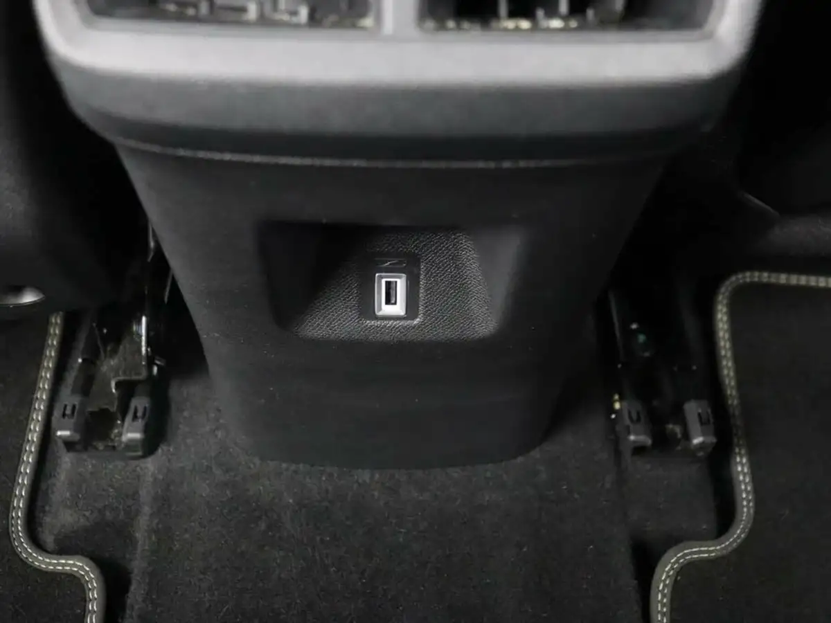 2021-citroen-c5-aircross-15bluehdi-shine-plus-big-24