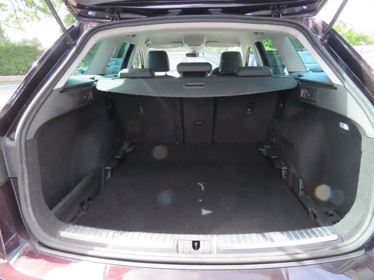 2019-seat-leon-20-tsi-xcellence-lux-estate-big-60