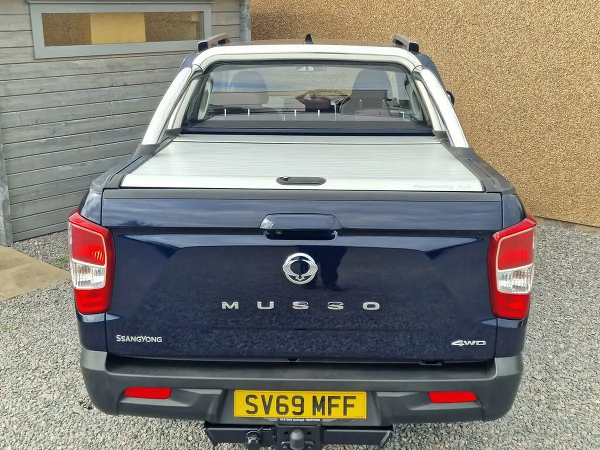 2019-kgm-ssangyong-musso-22td-rebel-auto-big-9