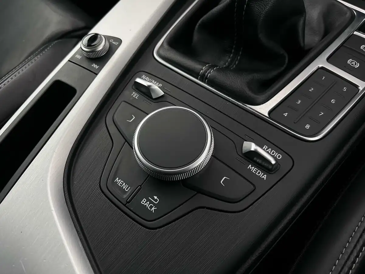 2019-audi-a4-20-35-tfsi-s-line-big-34
