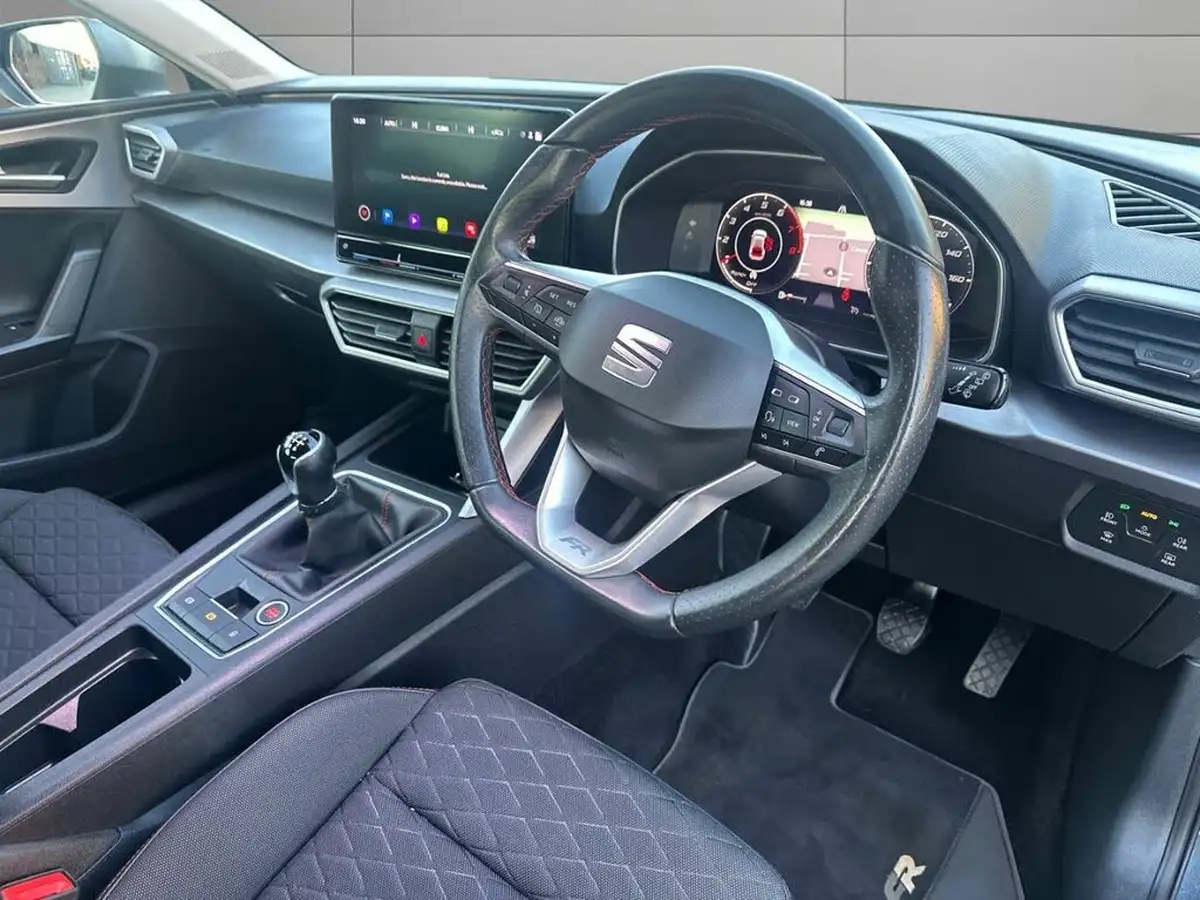 2022-seat-leon-10-tsi-evo-fr-hatchback-big-8