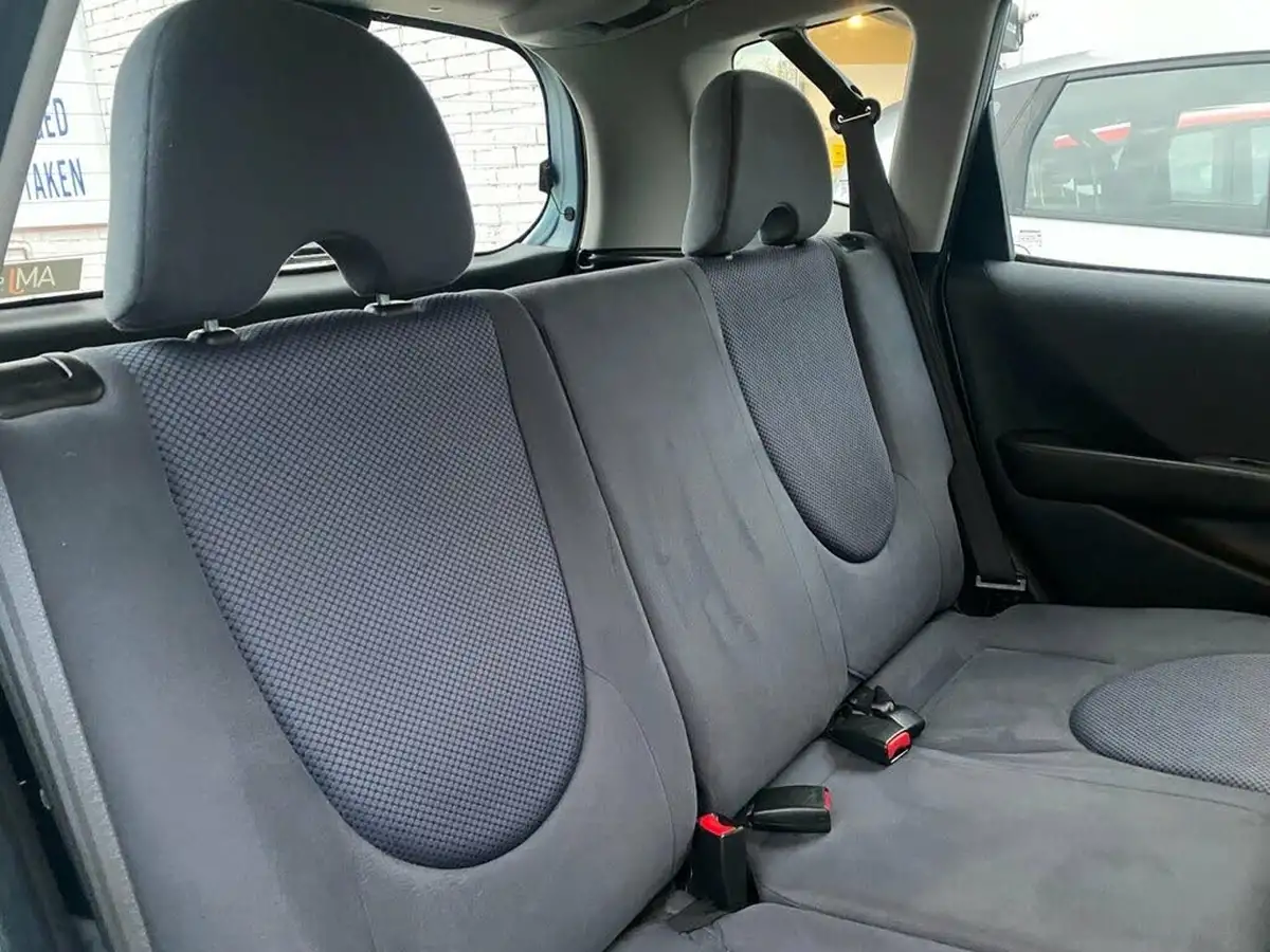2008-honda-jazz-14-se-cvt-7-big-15