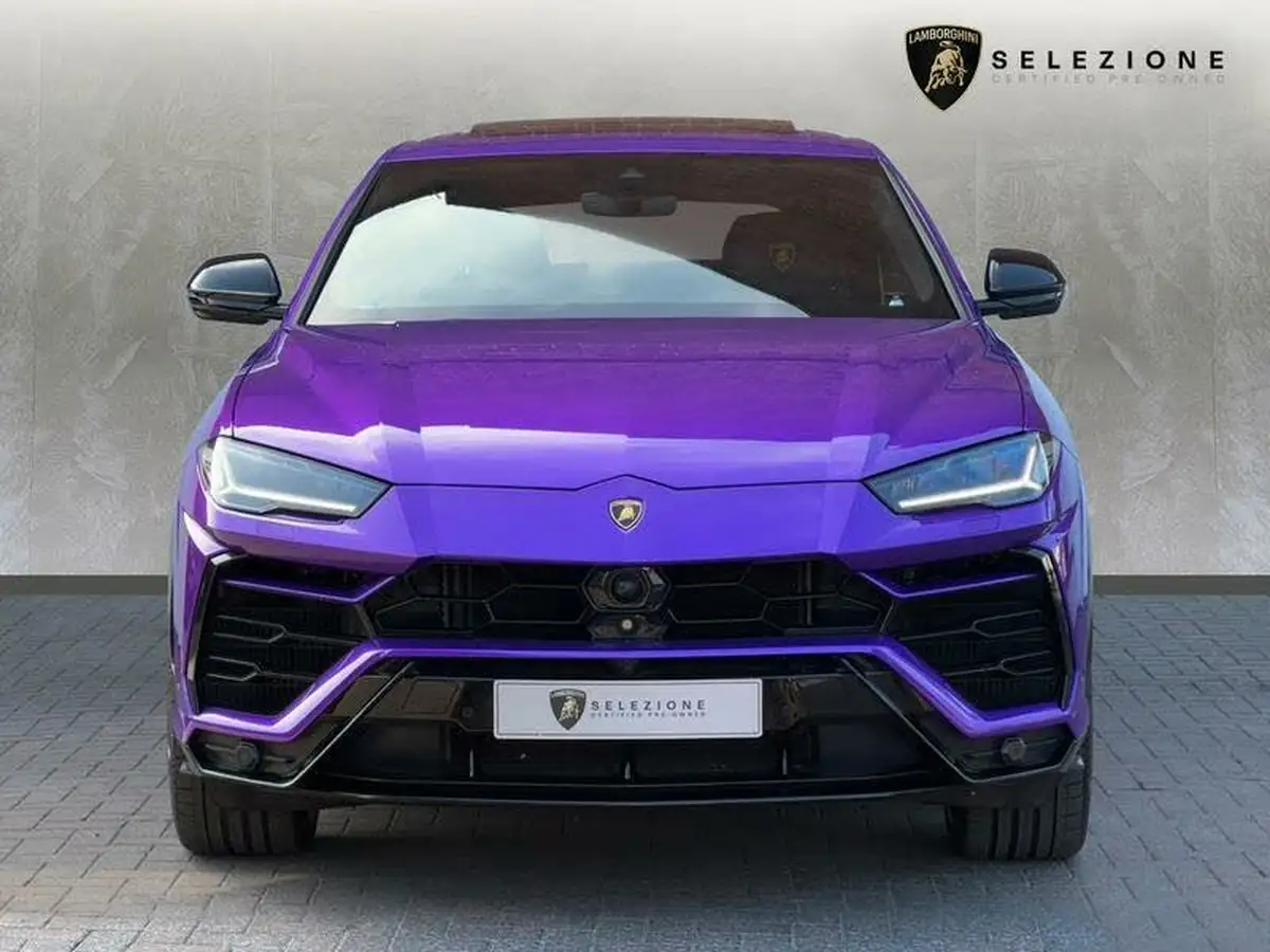 2022-lamborghini-urus-40-no-trim-big-4