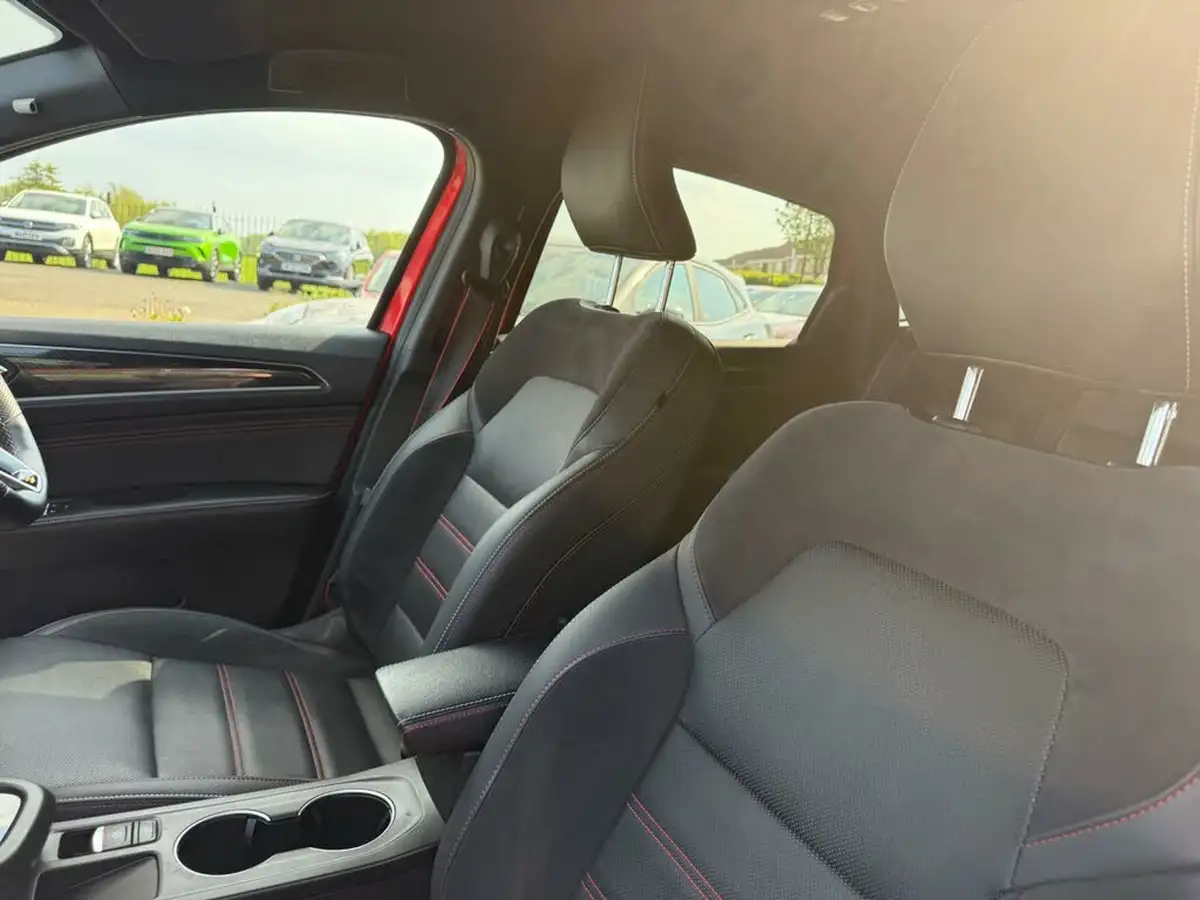2022-renault-arkana-16-rs-line-big-27