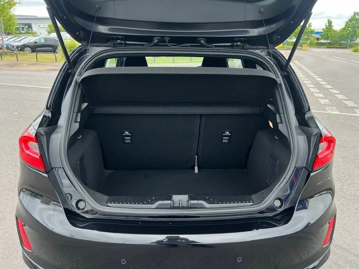 2022-ford-fiesta-big-33