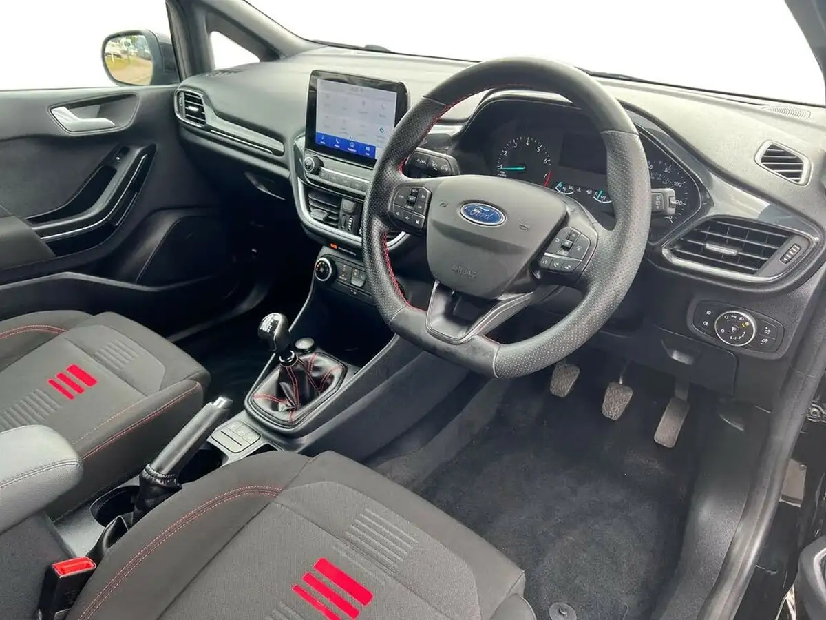 2022-ford-fiesta-big-9