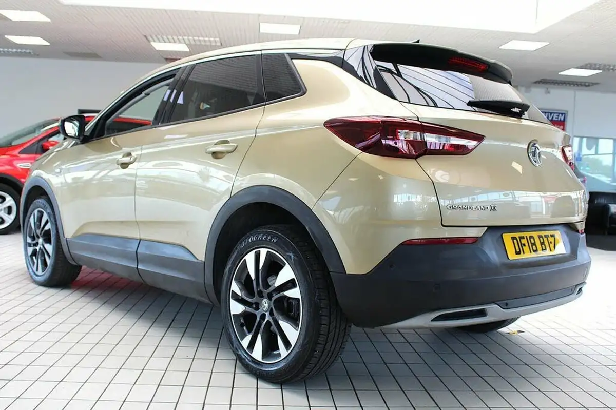 2018-vauxhall-grandland-x-12-sport-nav-130ps-big-16
