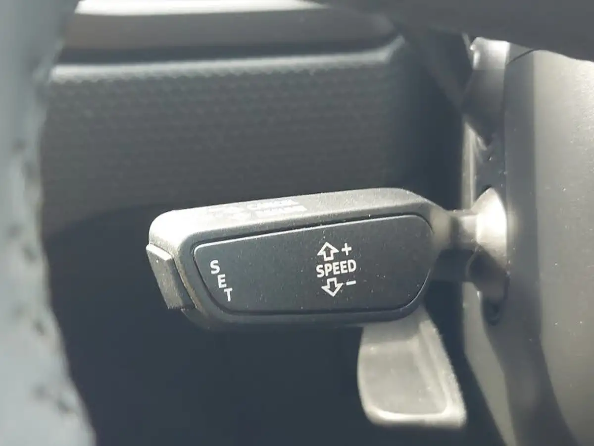 2019-audi-a1-10-30-tfsi-se-s-tronic-big-18