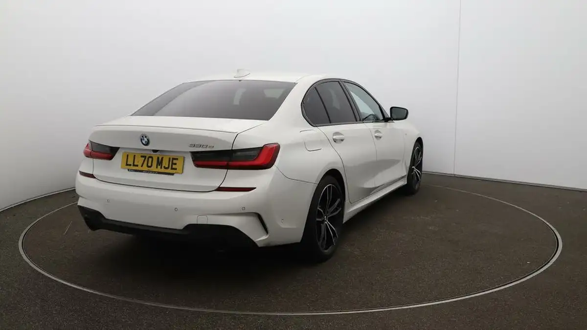 2020-bmw-3-series-20-330e-m-sport-saloon-4d-big-47