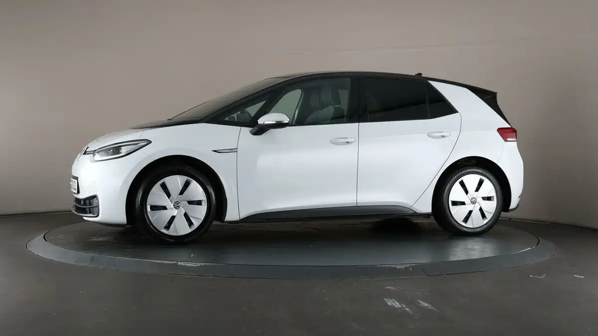 2020-volkswagen-id3-e-business-big-32