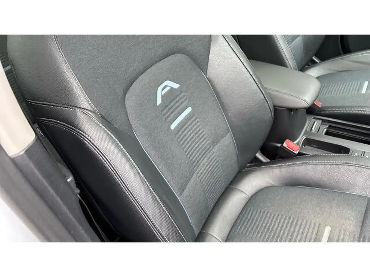 2019-ford-focus-10t-active-x-hatchback-big-37