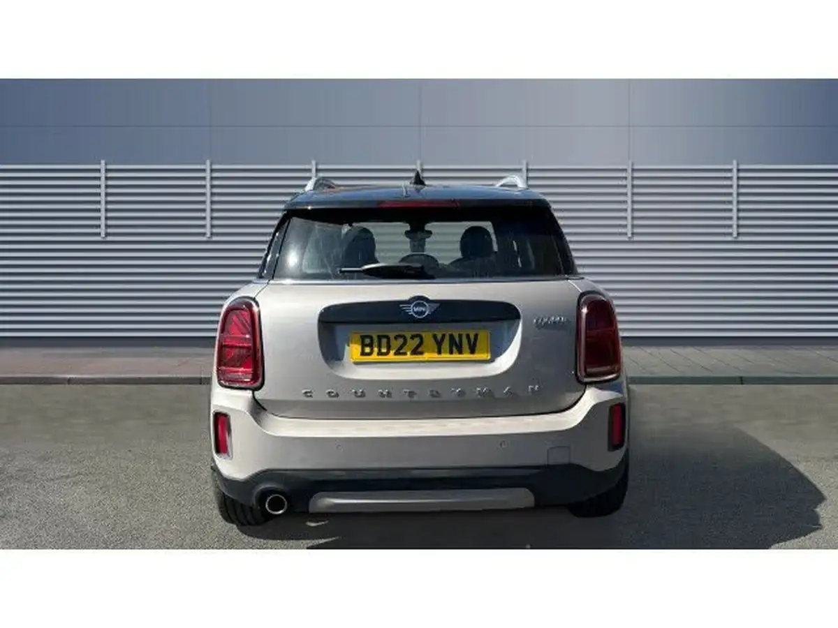 2022-mini-countryman-15-cooper-exclusive-premium-auto-big-5