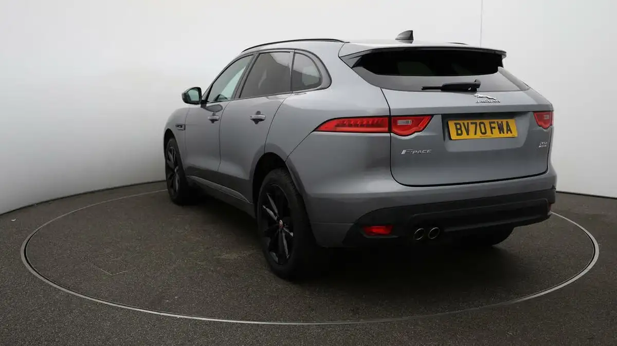 2020-jaguar-f-pace-20-i4d-chequered-flag-180ps-big-54