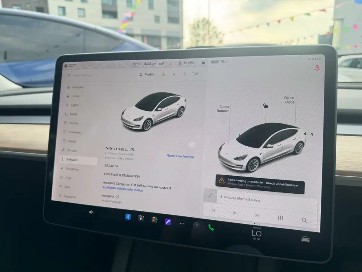 2021-tesla-model-3-e-long-range-awd-big-37