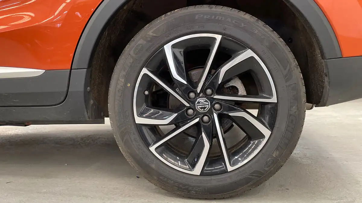 2023-mg-zs-suv-10t-gdi-exclusive-big-17