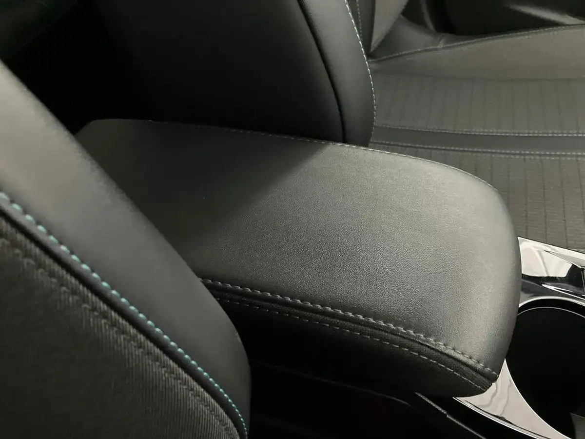 2021-peugeot-2008-suv-12-puretech-allure-premium-100bhp-big-38