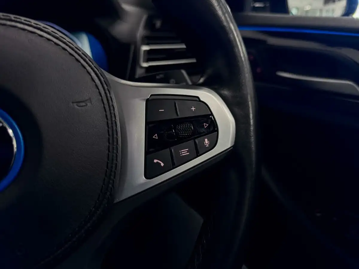 2022-bmw-ix3-e-m-sport-big-34