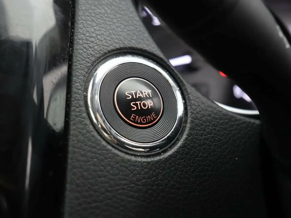 2021-nissan-qashqai-13-dig-t-n-motion-140ps-big-18