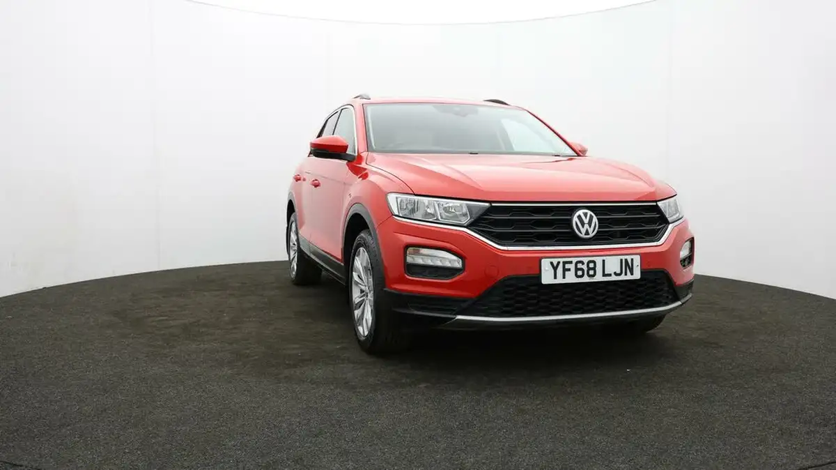 2018-volkswagen-t-roc-10-tsi-se-big-42