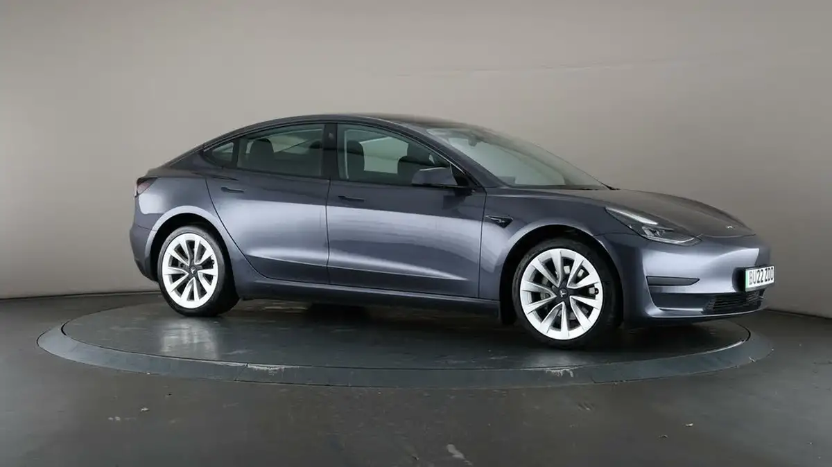 2021-tesla-model-3-e-standard-plus-big-47