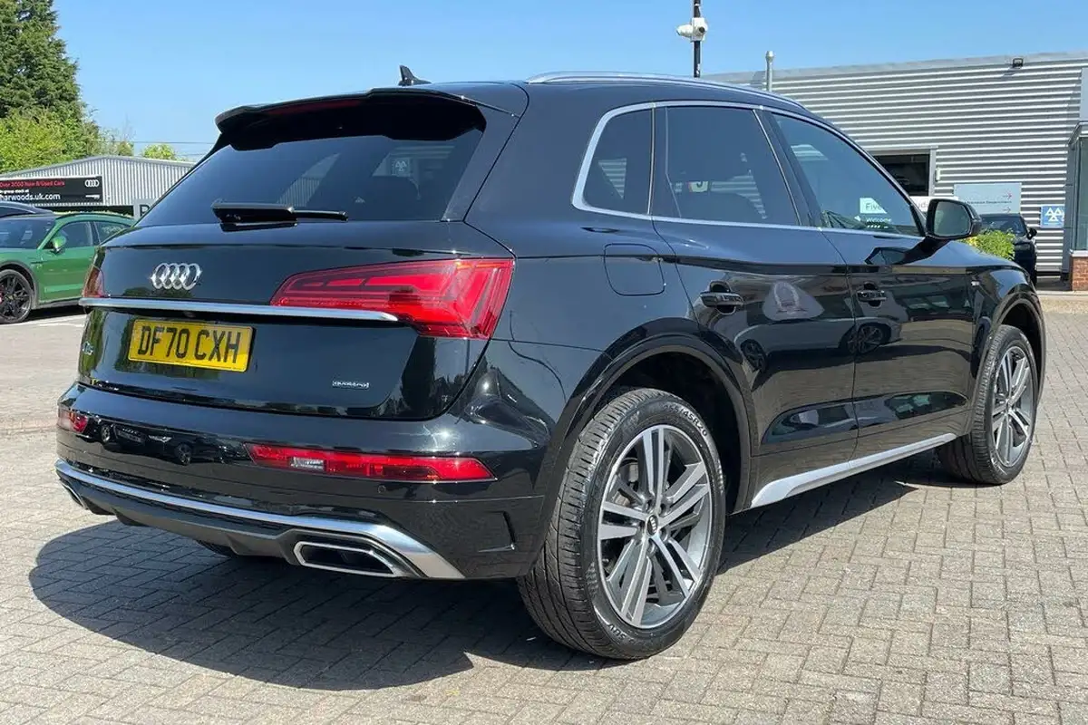 2021-audi-q5-20-45-tfsi-s-line-sportback-big-3