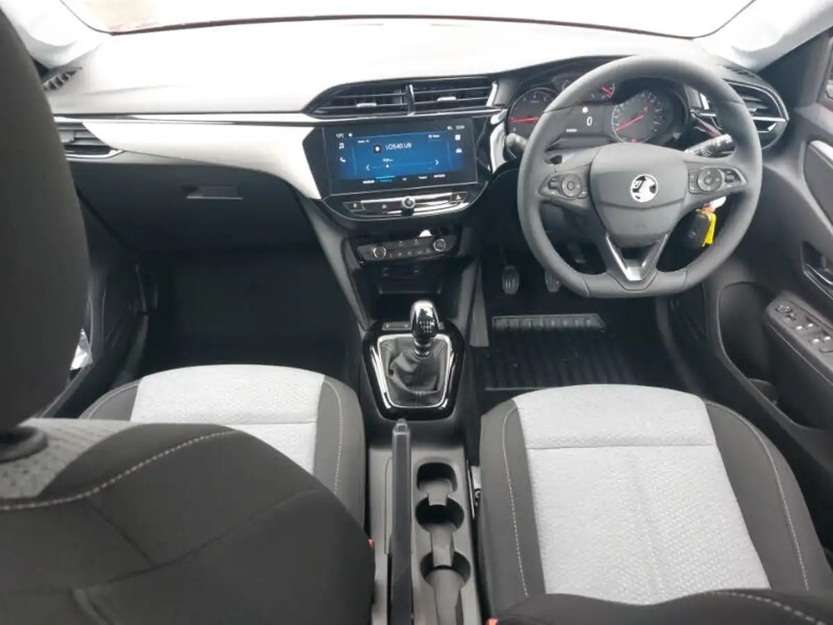 2024-vauxhall-corsa-12-turbo-design-big-2