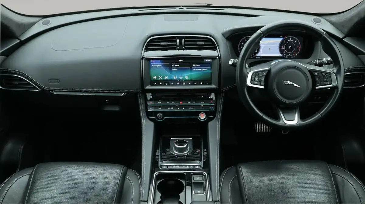 2020-jaguar-f-pace-20-i4d-chequered-flag-180ps-big-13