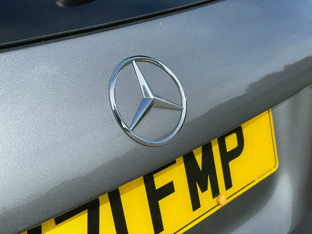 2021-mercedes-benz-a-class-13-a180-sport-executive-edition-hatchback-5d-7g-dct-big-9