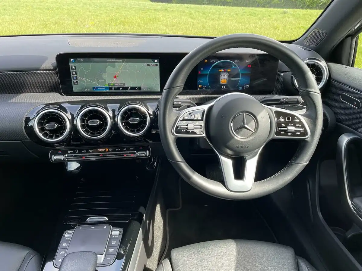 2021-mercedes-benz-a-class-13-a180-sport-executive-edition-hatchback-5d-7g-dct-big-33