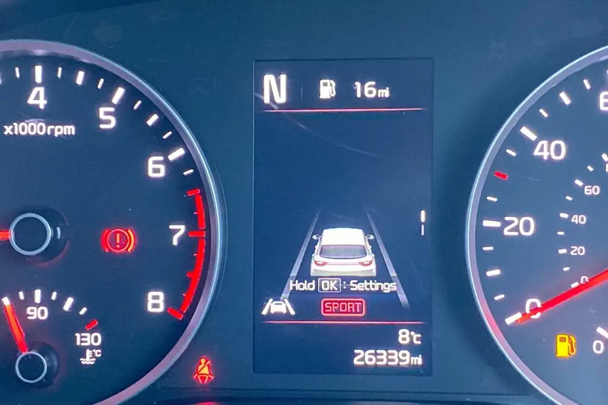 2021-kia-stonic-10-t-gdi-connect-big-37