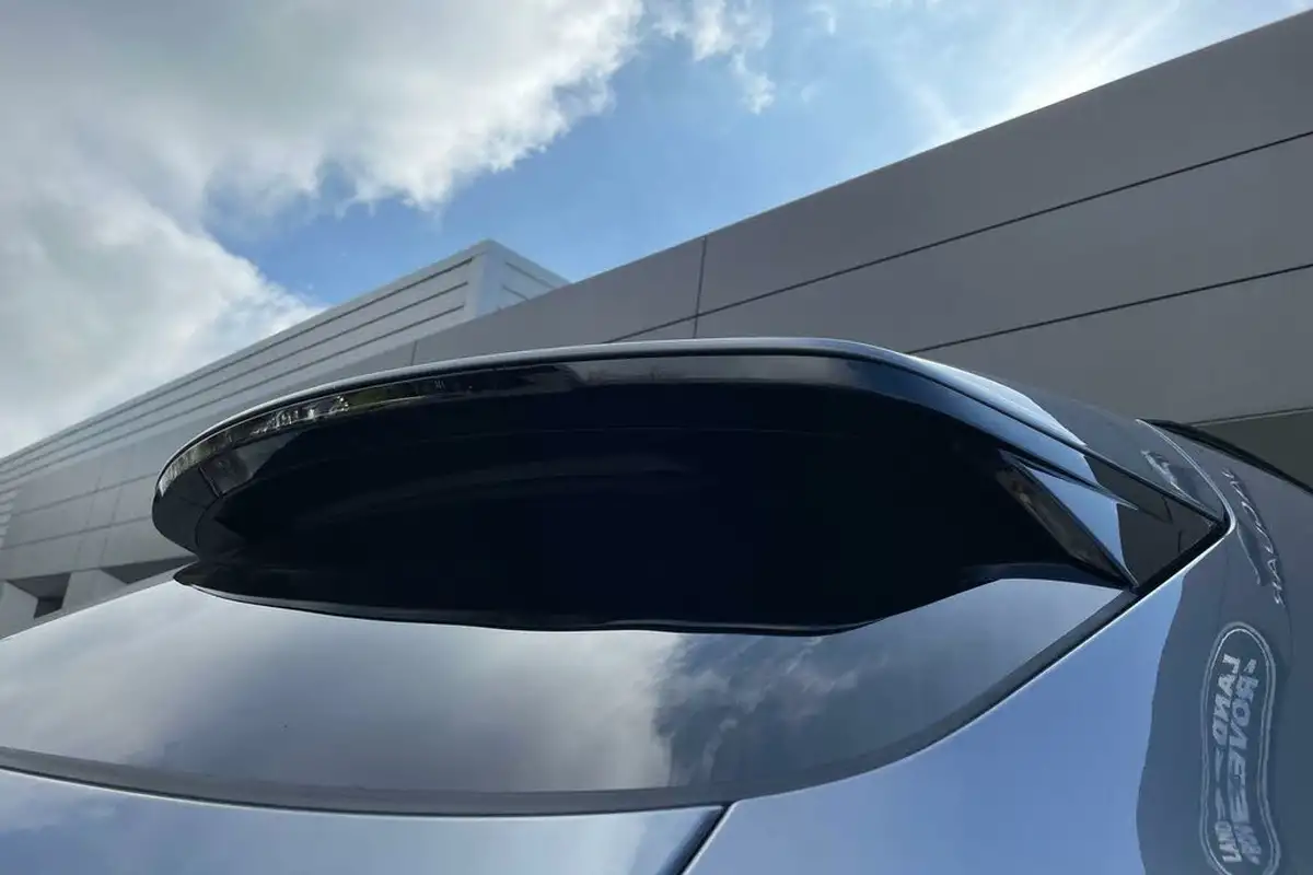 2023-jaguar-f-pace-20-d200-r-dynamic-hse-black-big-32