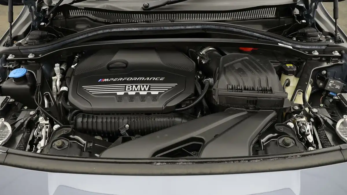 2020-bmw-1-series-20-m135i-xdrive-big-19