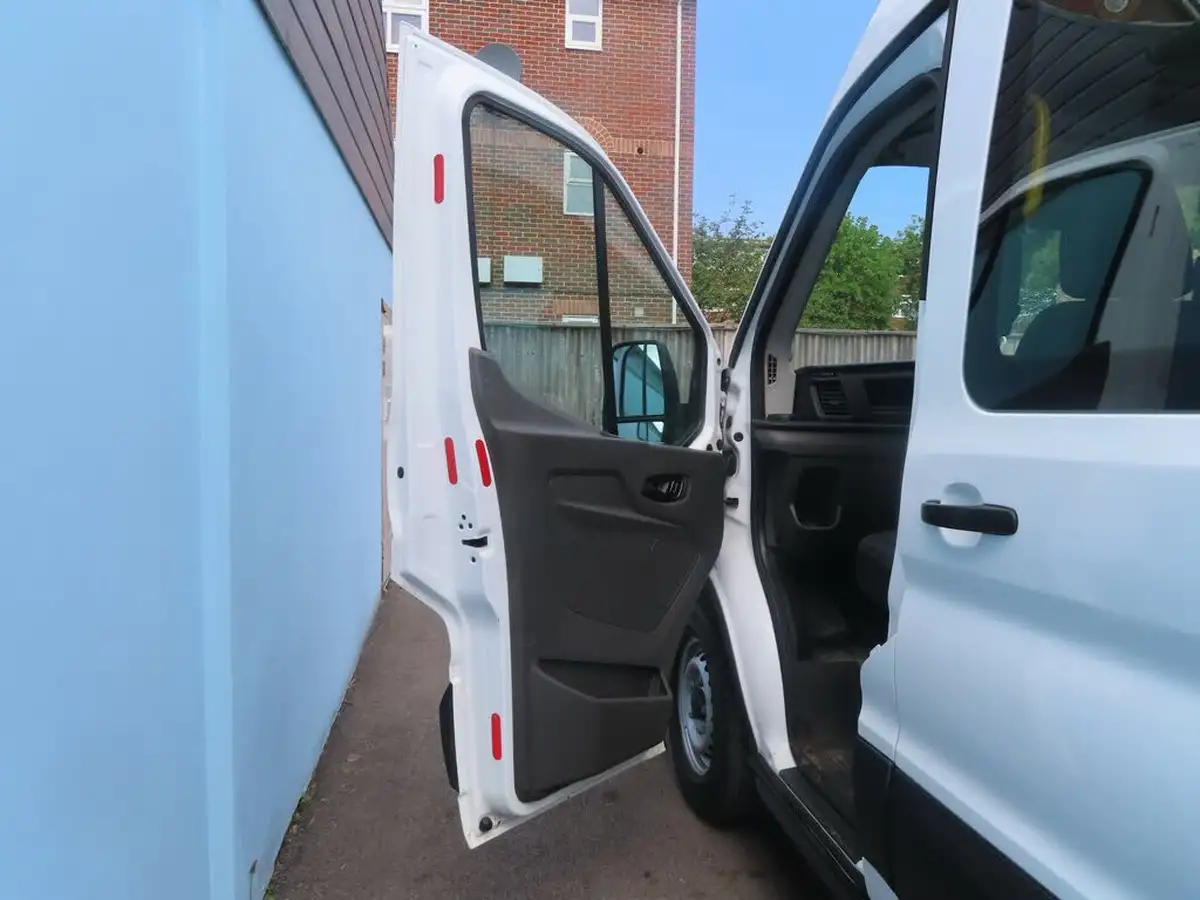 2022-ford-transit-20tdci-350-l3h2-leader-130pseu6dt-panel-van-big-20
