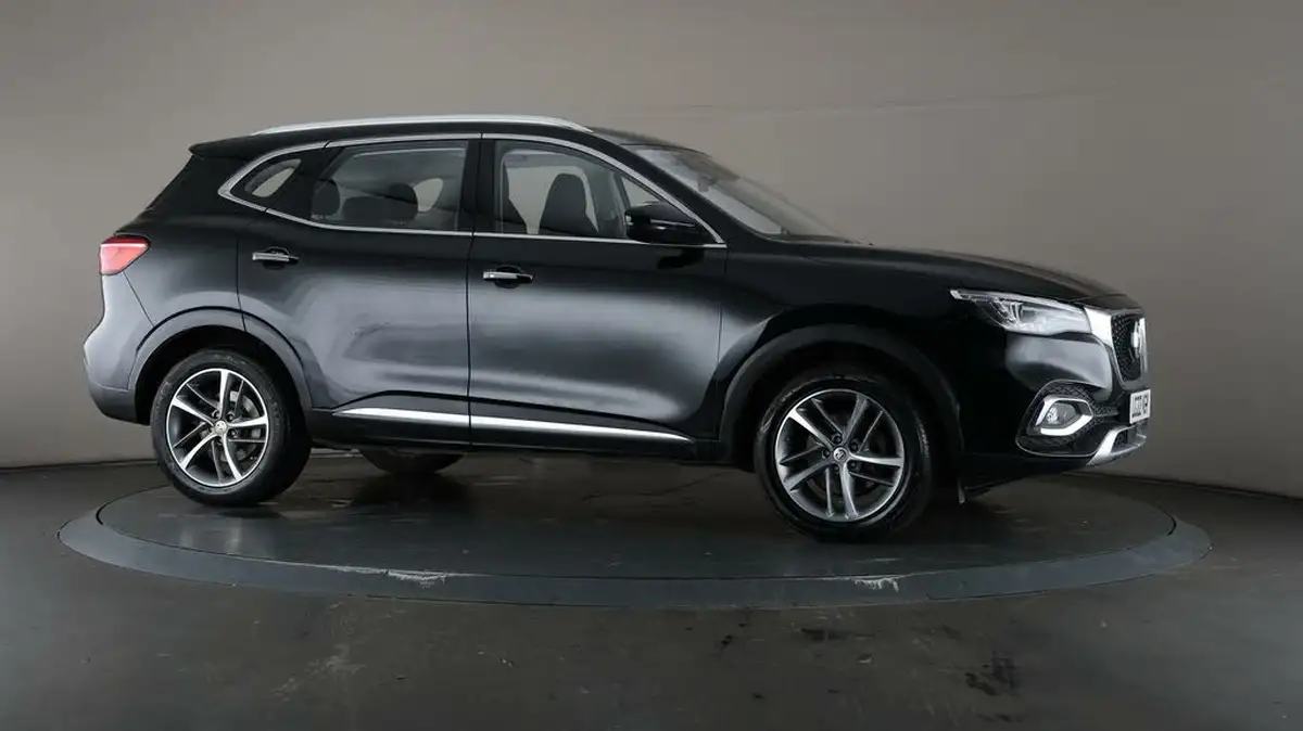 2022-mg-hs-15t-gdi-exclusive-162ps-big-49