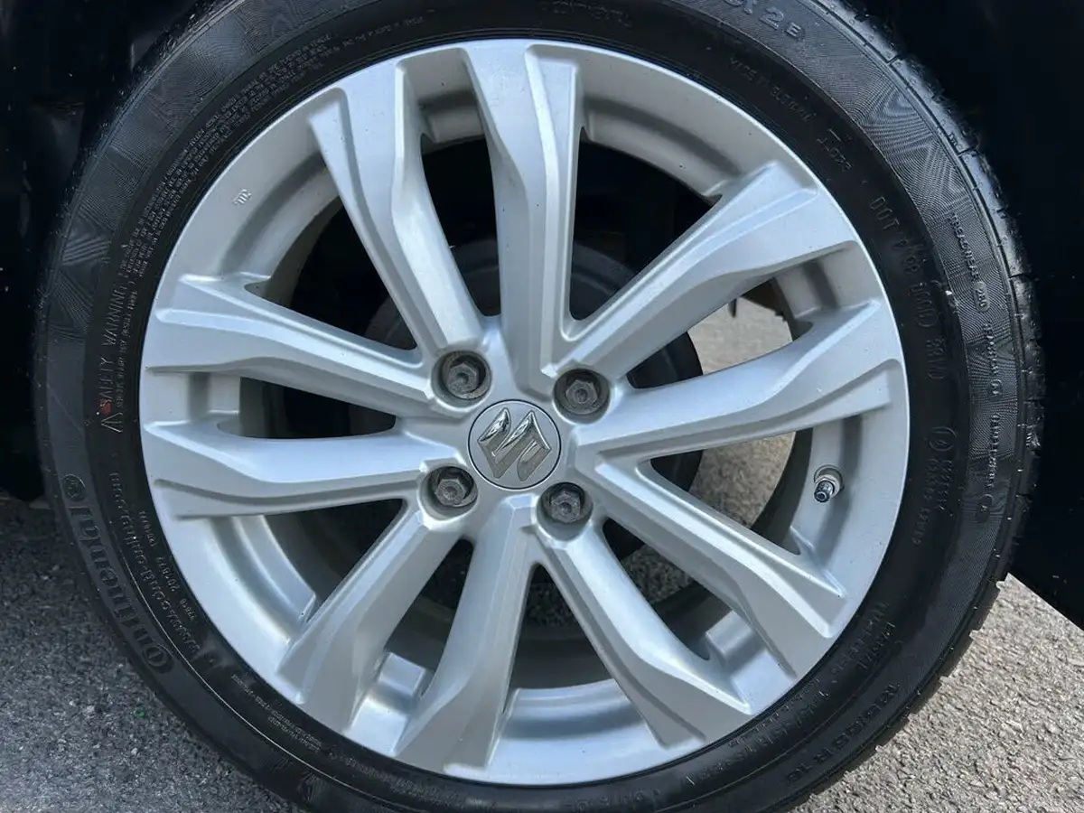 2015-suzuki-swift-12-sz2-3d-big-24