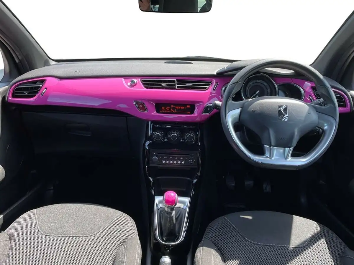 2014-citroen-ds3-16-dstyle-pink-big-12