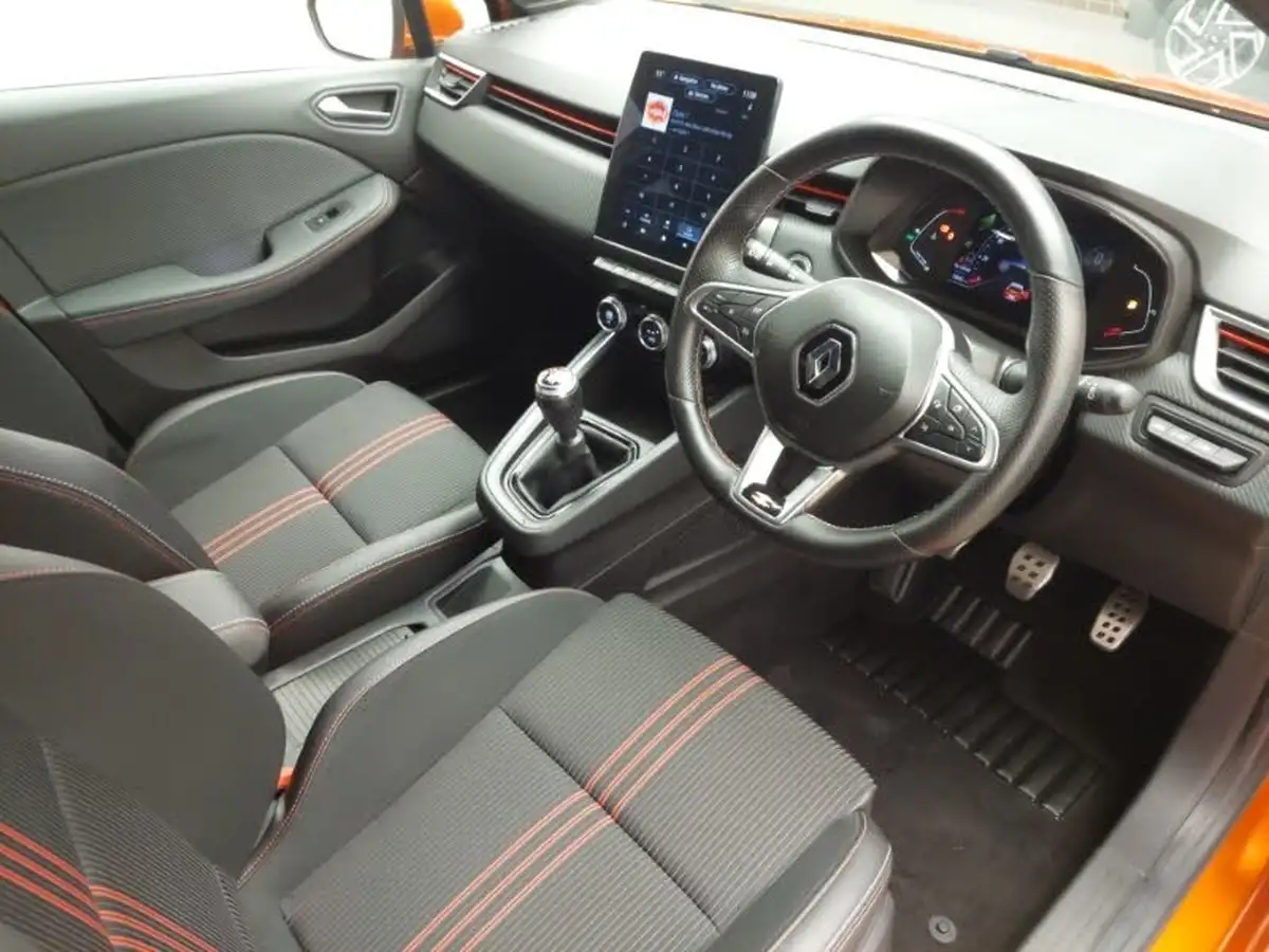 2022-renault-clio-10-tce-rs-line-rs-line-big-12