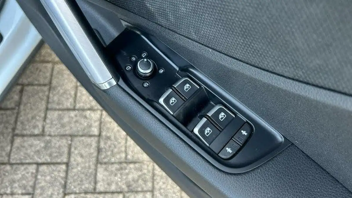 2021-audi-q2-15-35-tfsi-s-line-tronic-big-18