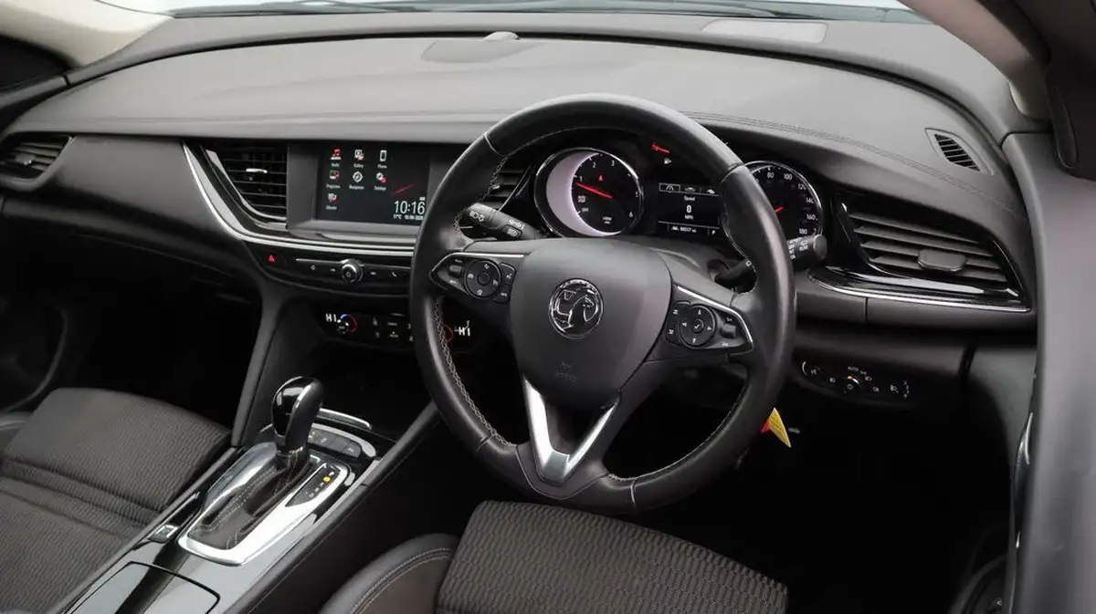 2021-vauxhall-insignia-grand-sport-20-turbo-d-sri-premium-auto-big-9