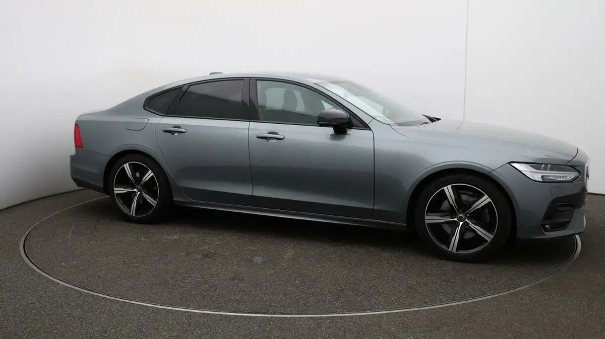 2020-volvo-s60-20-b5-r-design-big-38