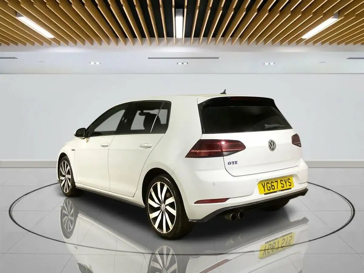2017-volkswagen-golf-14-tsi-gte-advance-ss-big-5
