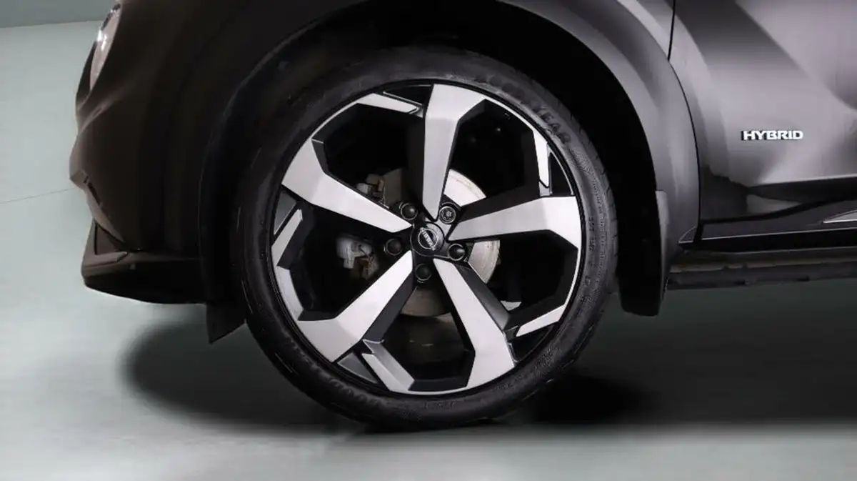 2022-nissan-juke-16-hybrid-tekna-big-18