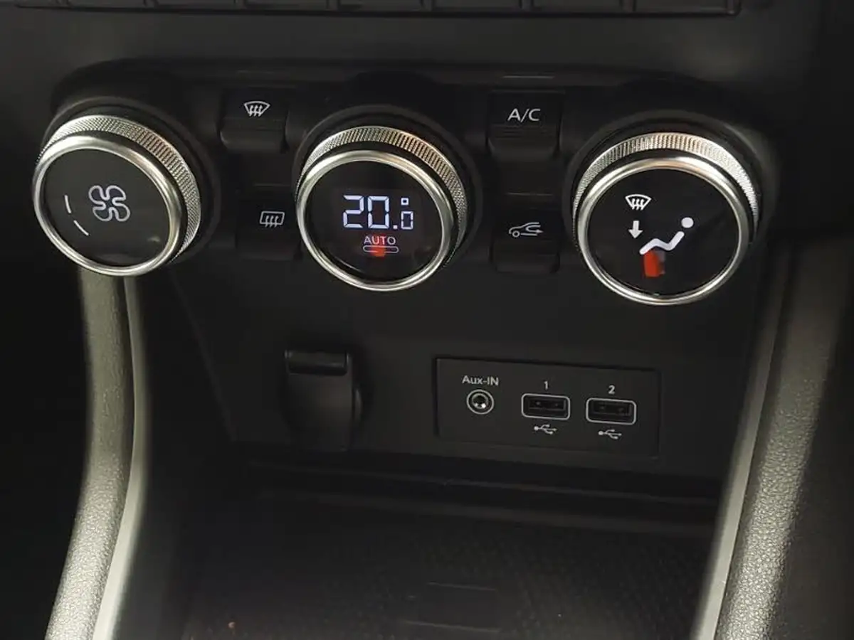 2022-renault-captur-10-tce-iconic-edition-big-14