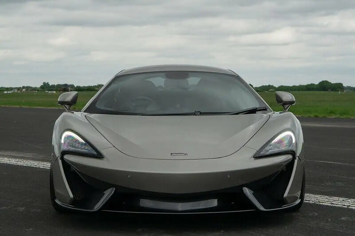 2016-mclaren-540c-38-big-21