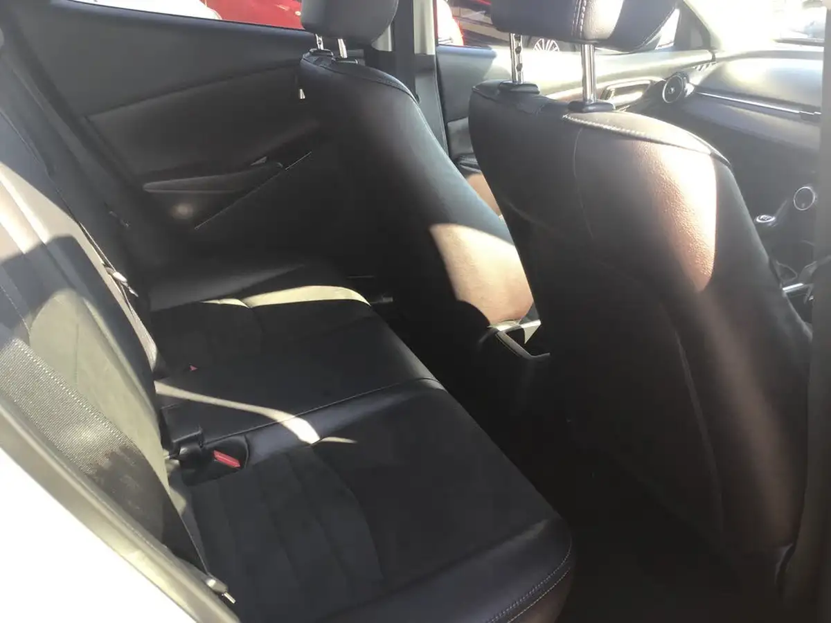 2018-mazda-mazda2-15-gt-sport-nav-115ps-ss-big-15